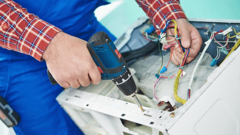 Ahmetli Warmhaus Warmhaus çamaşır makinesi kart tamiri – Su almama arızası orijinal parça ile giderildi. - Teknik servis örneği